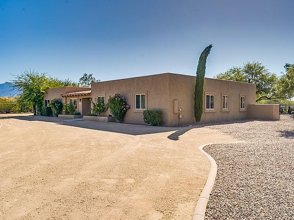 2nd image of 7411 S Camino Mirlo