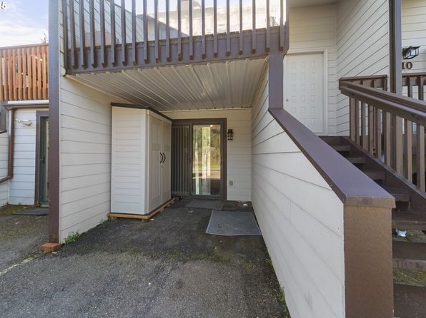 43605 Highway Ave #8-9, Reedsport, OR 97467