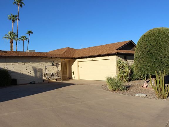 3rd image of 9918 W Denham Dr