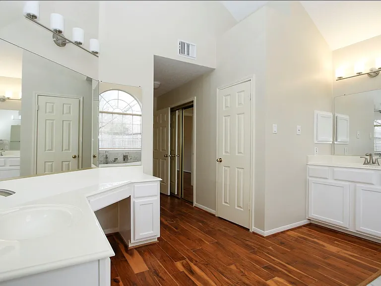 15710 Cascading Brook Way — Photo 28