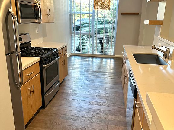4th image of 1236 9th St #11