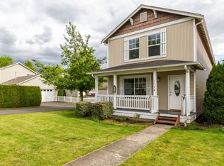 1174 Aaron Dr, Lynden, WA 98264