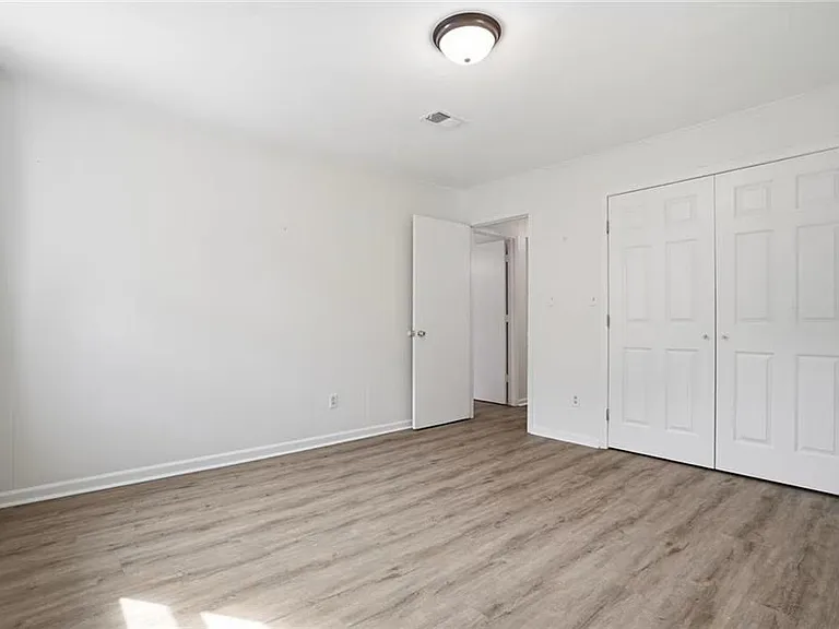 4740 Shady Rest Dr — Photo 20