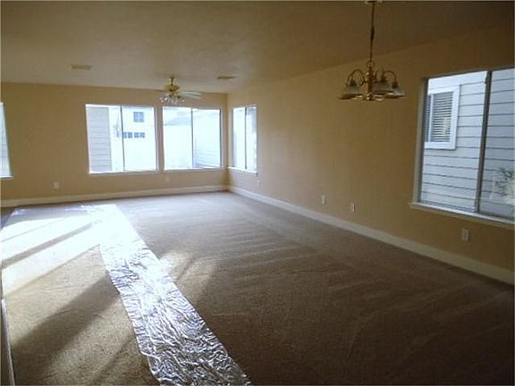 3rd image of 18807 Atasca Oaks Dr