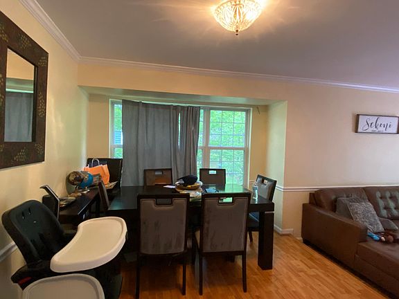 Dining space, Bay window