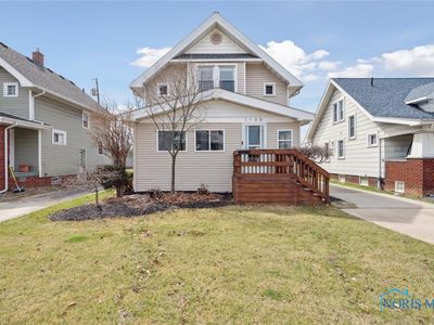1136 Earlwood Ave, Oregon, OH, 43616