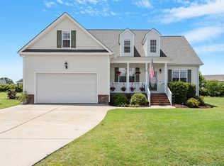 518 Spruce Meadows Ln, Willow Spring, NC 27592