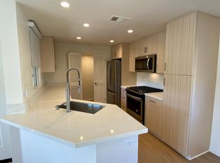 2339 Baypointe Dr, Newport Beach, CA 92660