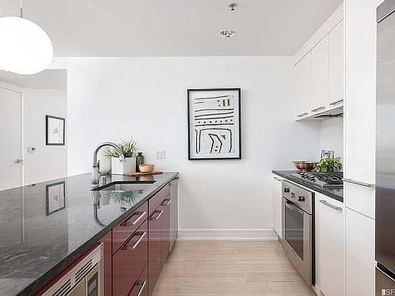 3rd image of 631 Folsom St APT 11D