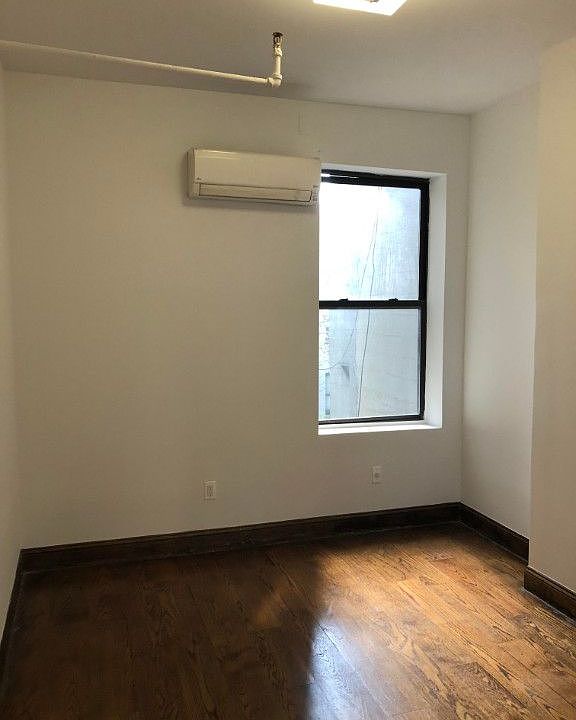 2nd image of 360 W 53rd St APT 5W