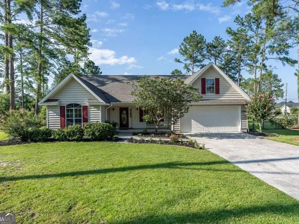 371 Summertree Dr, Douglas, GA 31535