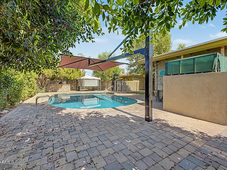 3734 E Montecito Ave — Photo 40