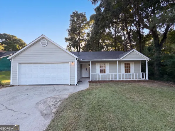5857 Mistyview Dr, Rex, GA 30273
