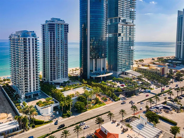 18671 Collins Ave #404 — Photo 59