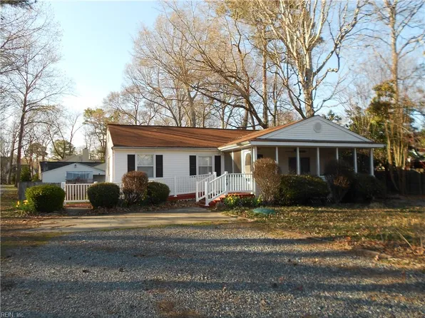 179 Harris Creek Rd, Hampton, VA 23669
