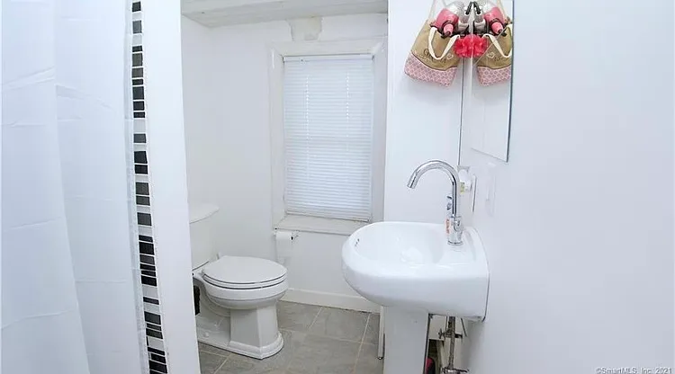 740 Quinnipiac Ave #2 — Photo 1