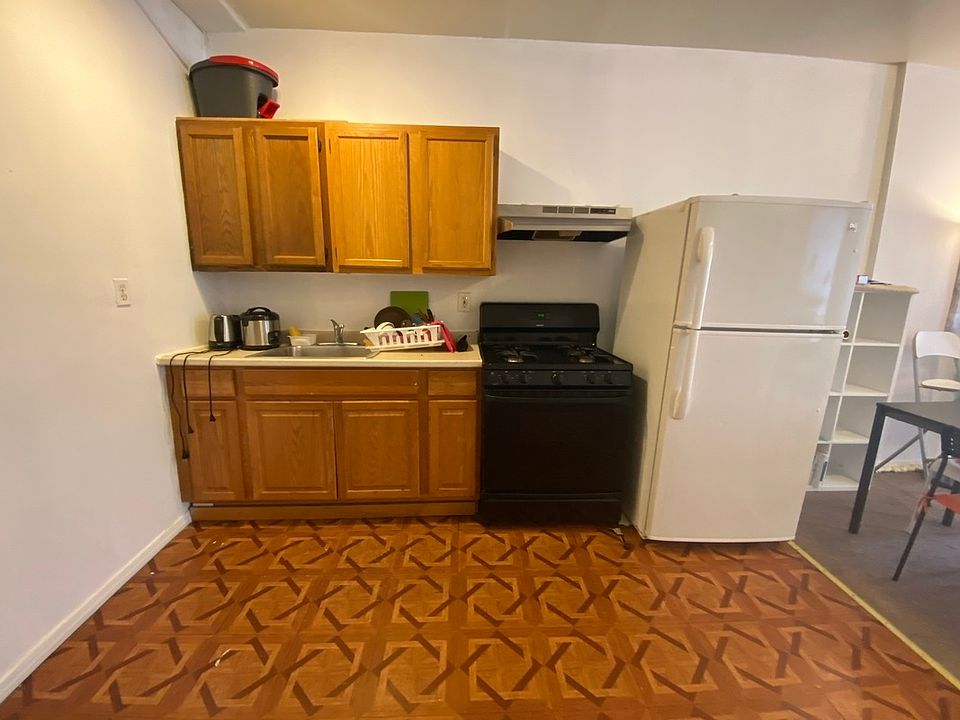 1st image of 531 9th Ave #2A