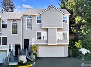 14521 Simonds Rd NE UNIT D, Kirkland, WA 98034