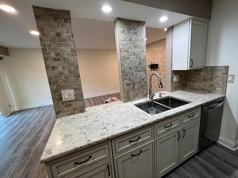 908 Casey Ct #3 — Photo 3
