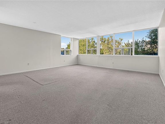5th image of 120 Duke St #406