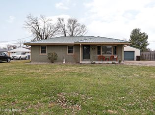 229 Douglas Dr, Shepherdsville, KY 40165