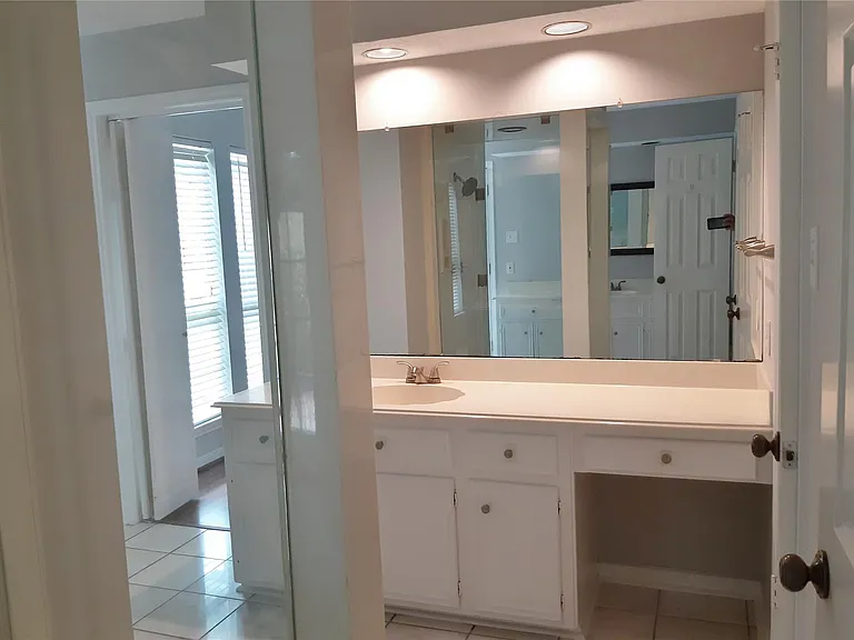 1706 Calveryman Ln — Photo 15