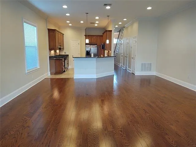 3716 Roman St — Photo 4