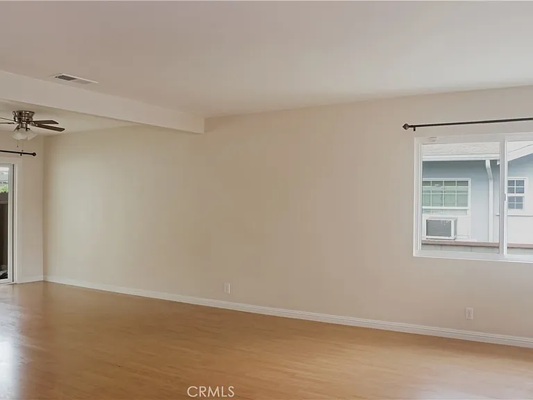 2513 Birch St — Photo 16