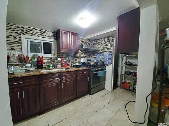 2nd image of 16215 110th Ave