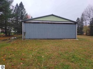 3618 Erdman Rd, Lake City, MI 49651