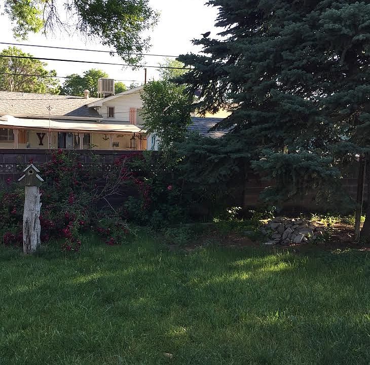 2nd image of 3223 Winston St