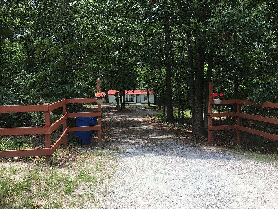 1st image of 5185 Oak Springs Dr