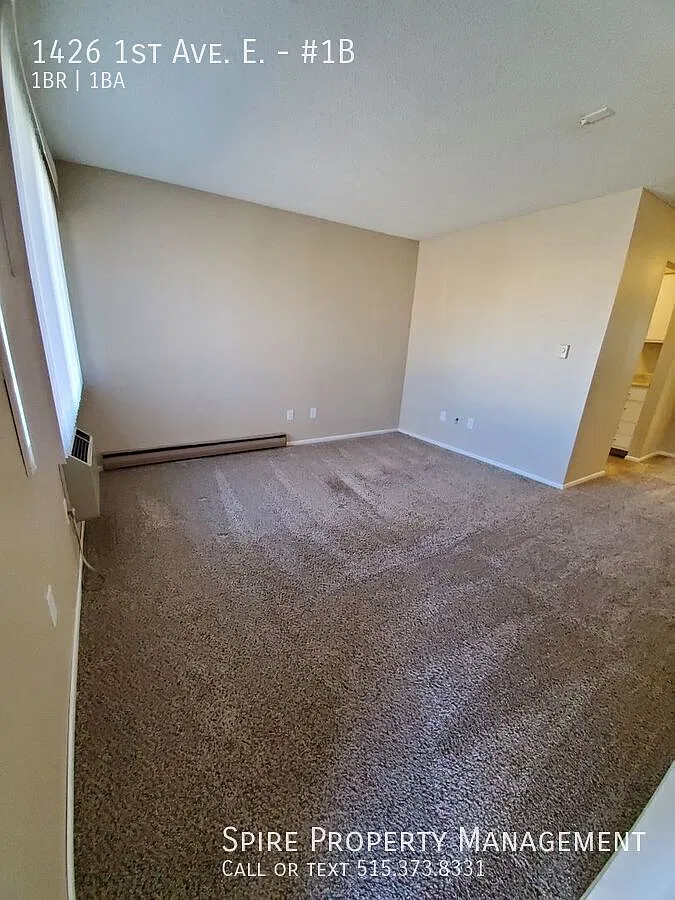 Updated 1br tucked away from hustle/bustle while conveniently located — Photo 2