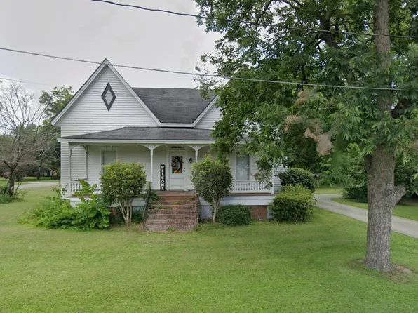 482 Wood Ave, Pinehurst, GA 31070