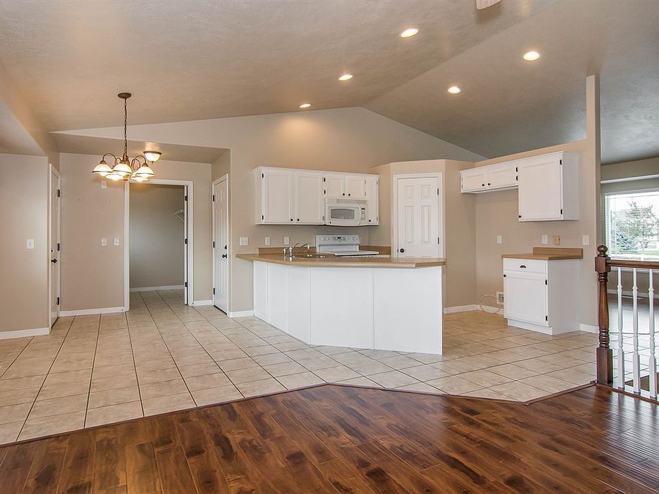1st image of 5733 W Hill Stone Dr