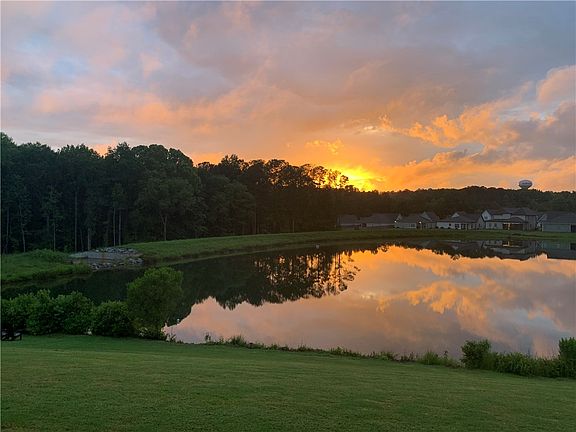 3rd image of 2513 Farmville Lakes Dr