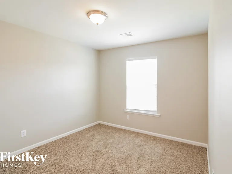 105 Sugeree Dr — Photo 11