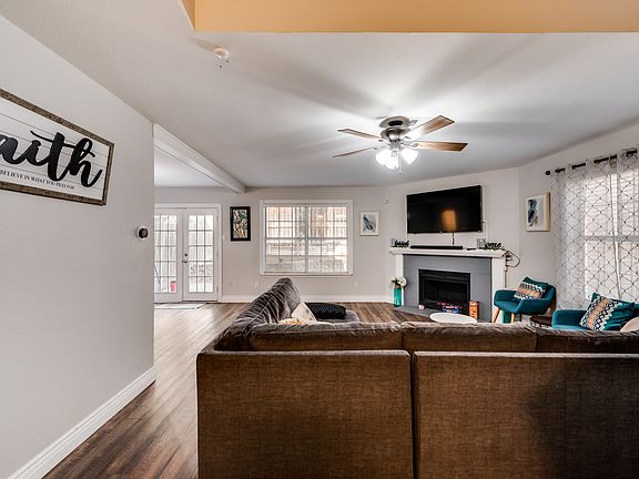 3rd image of 4027 Southern Charm Ct