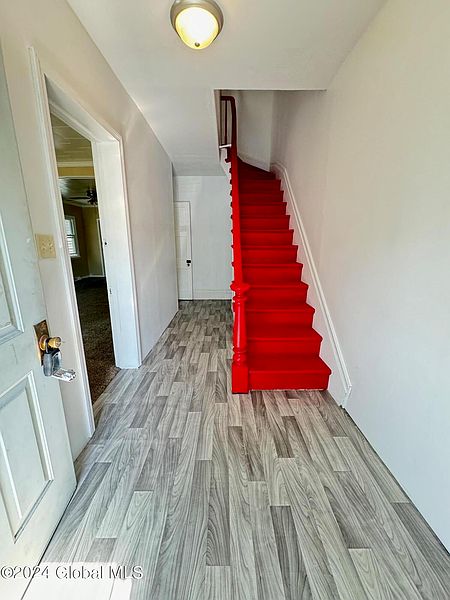 4th image of 485 3rd Avenue