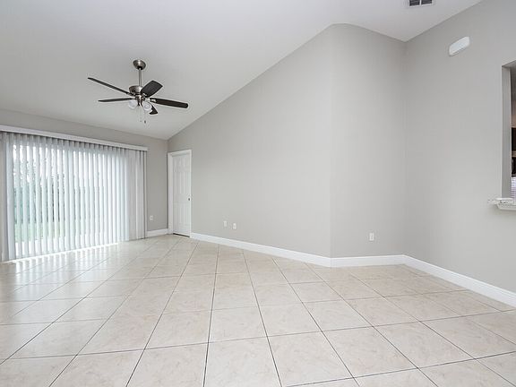 4th image of 3347 Kaleigh Ct