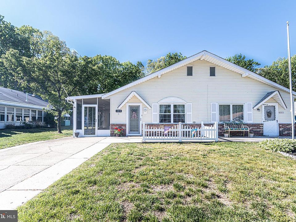 1st image of 205 Elmtowne Blvd