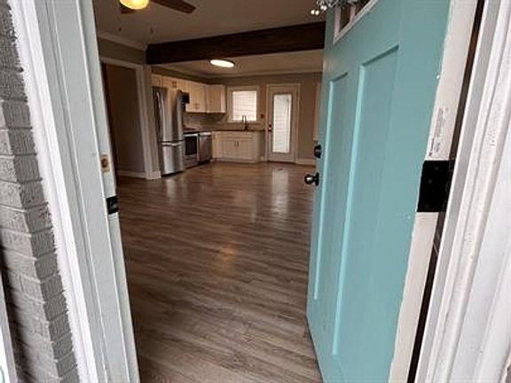 3rd image of 3807 Harwood Ave SW