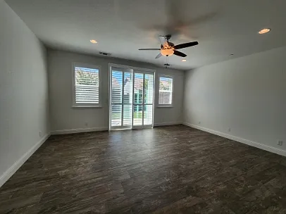1160 Brighton Way — Photo 7