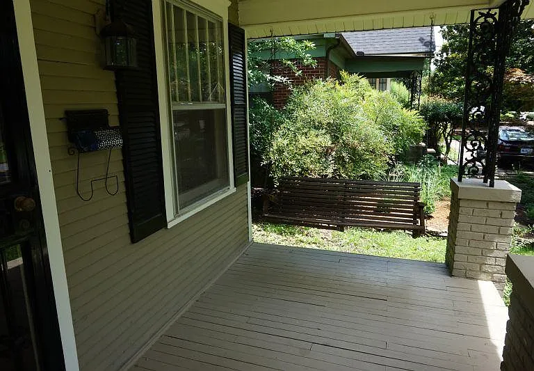 5110 Lee Ave — Photo 3