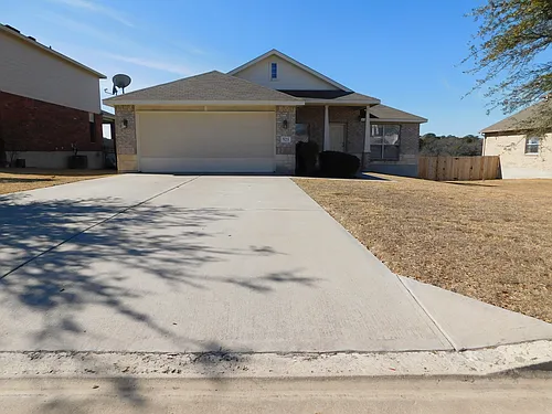 523 Cattail Cir Photo 1