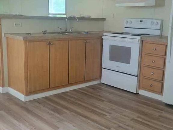 3rd image of 80 Hope Terrace Rd
