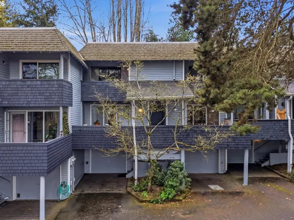 19727 NW Quail Hollow Dr, Portland, OR 97229