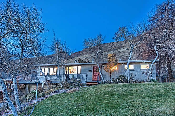 1st image of 3025 S Plateau Dr