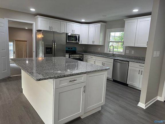 4th image of 5037 Garner Rd NW