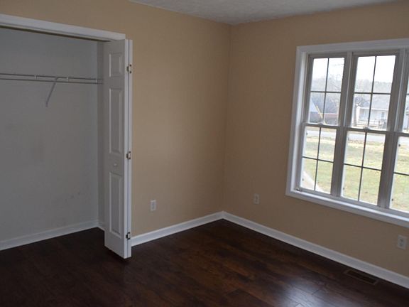 5th image of 715-735 745 Hendrixson Dr